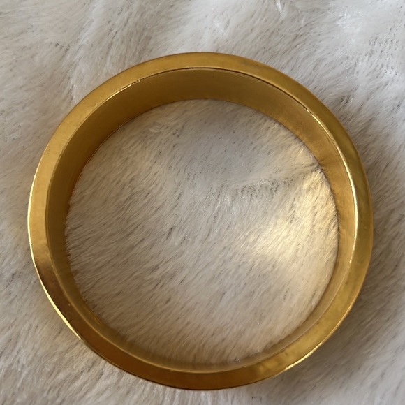 Vintage Karl Lagerfeld gold and enamel bangle - Picture 6 of 6